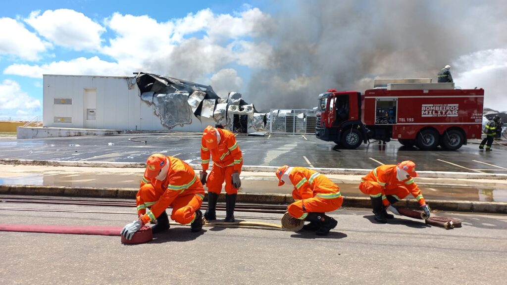 Brigadistas se preparam para combater queimadas

Créditos: PVMC Bahia/ Governo estadual