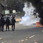 Aumento de combustível em Angola causa 22 mortes e mais de mil prisões