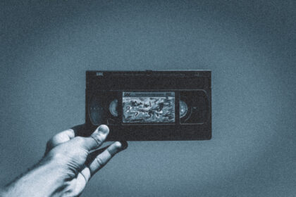 Fita VHS com estética de Analog Horror
