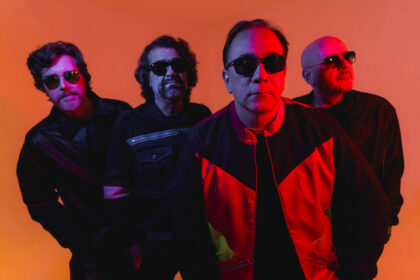 iquini Cavadão comemora 40 anos em show com Big Mountain no Qualistage, Rio de Janeiro.