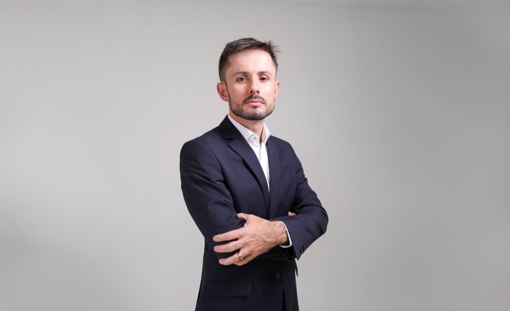 Projeto de desassoreamento do Rio Paraopeba, liderado pela Construtora Vale Verde, recupera o ecossistema e promove desenvolvimento em Brumadinho.