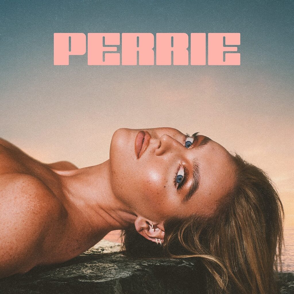 Capa de Perrie, primeiro disco solo de Perrie Edwards.