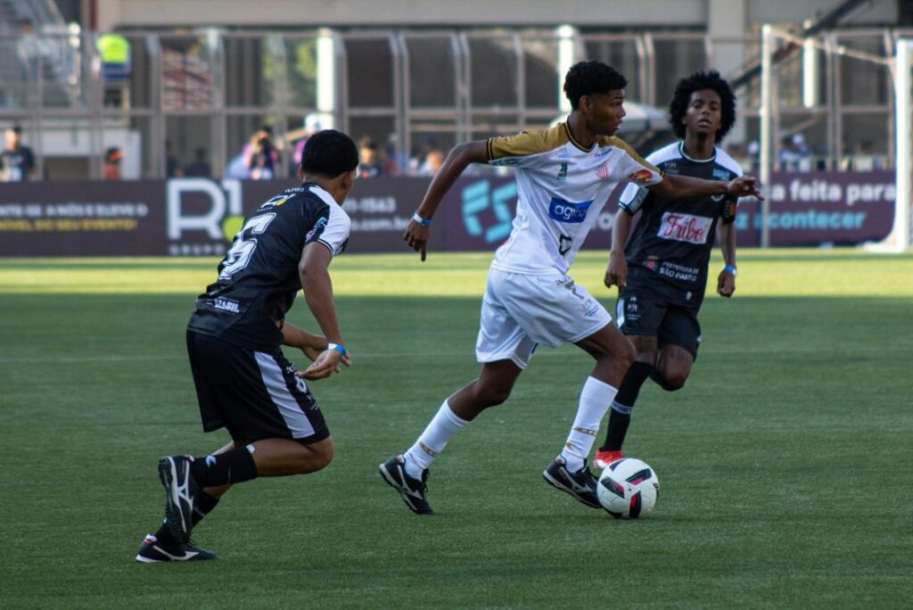 Favela da 13 X Vila São José na Taça das Favelas