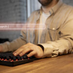 Busca por IA cresce e muda estratégias do varejo e do marketing digital