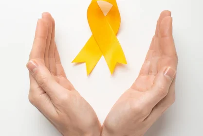 Fita amarela, símbolo do Setembro Amarelo, campanha de prevenção ao suicídio.