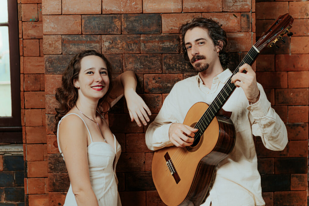 Palácio da Música divulga programação de outubro com shows de Julie Wein e Cello Cascino.