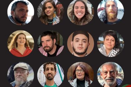 Delegação brasileira com 12 integrantes da Global Sumud Flotilha que seguiu em missão humanitária rumo a Gaza