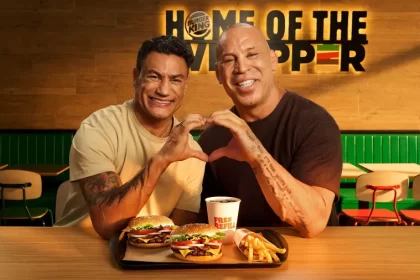 Popó e Wanderlei Silva juntos em comercial. Foto: Divulgação