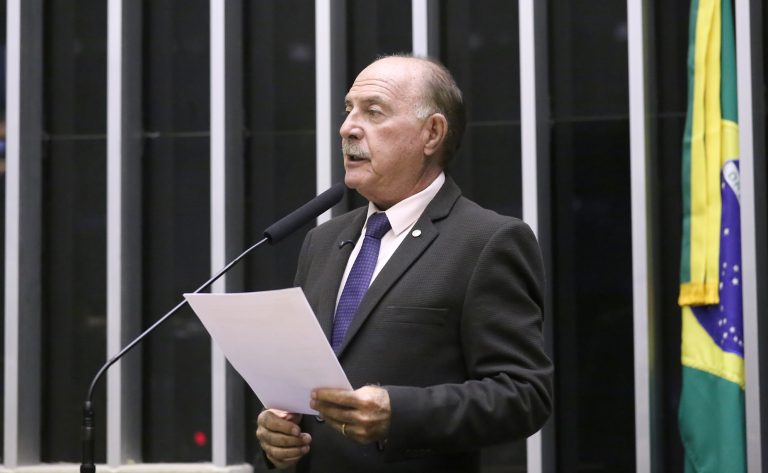 Com mais de 30 milhões de visualizações, o podcast “Diabetes Sem Medida” desmistifica o diabetes, impulsiona políticas públicas e reforça que viver bem com a condição é possível.
