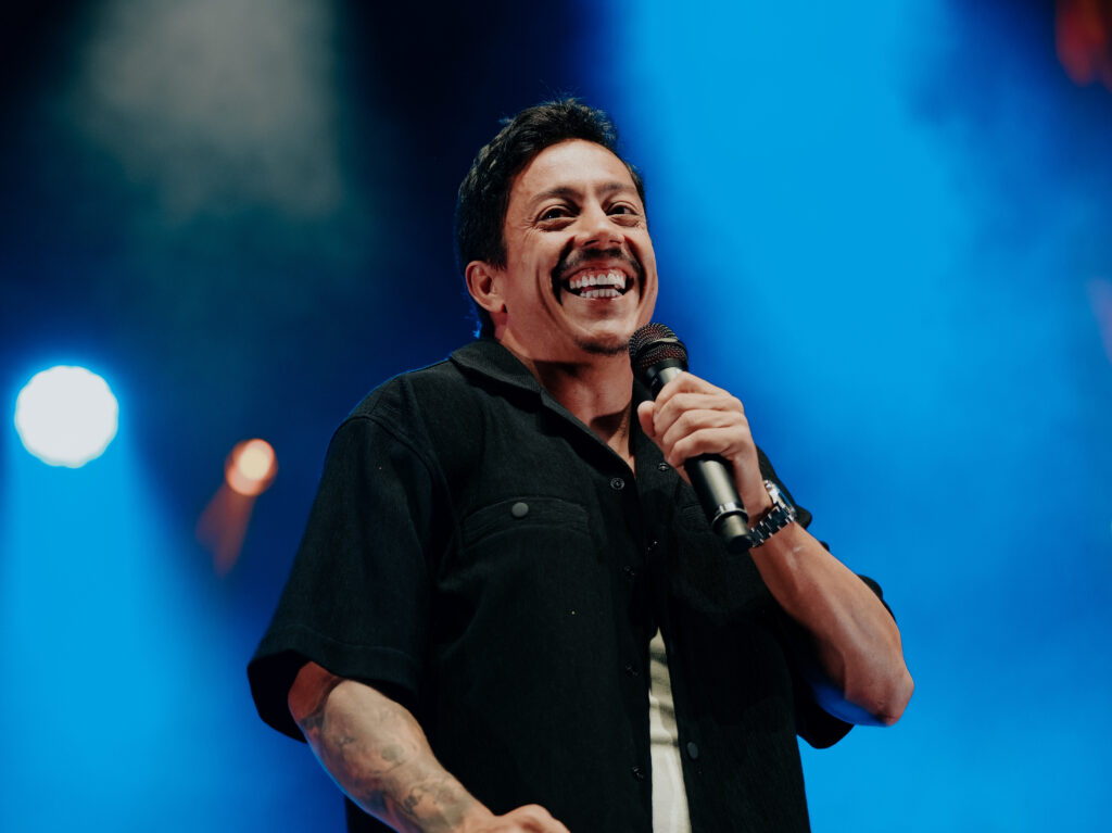 A Ignorância É Uma Dádiva também circulará em turnê internacional.