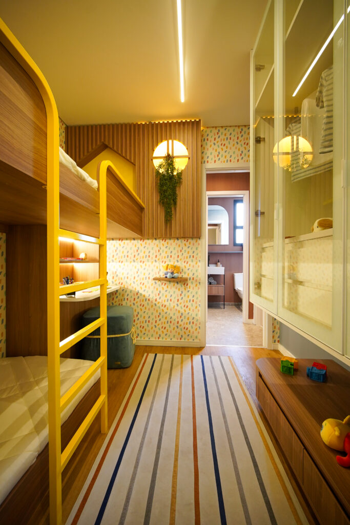 Cores e elementos da Dopamine color, capaz de proporcionar sensação de felicidade.