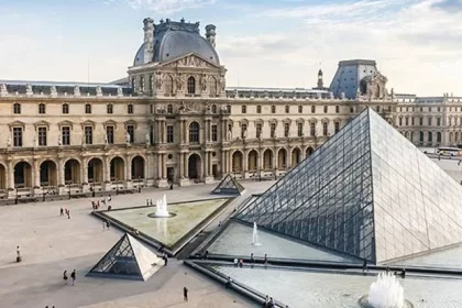 Museu do Louvre, em Paris, na França Foto:Divulgação/Metrópole