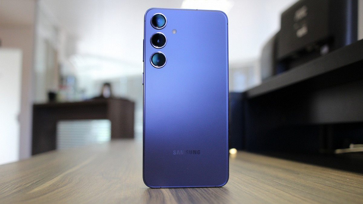 S25+ é o melhor smartphone para a Black Friday foto: Oficina da Net