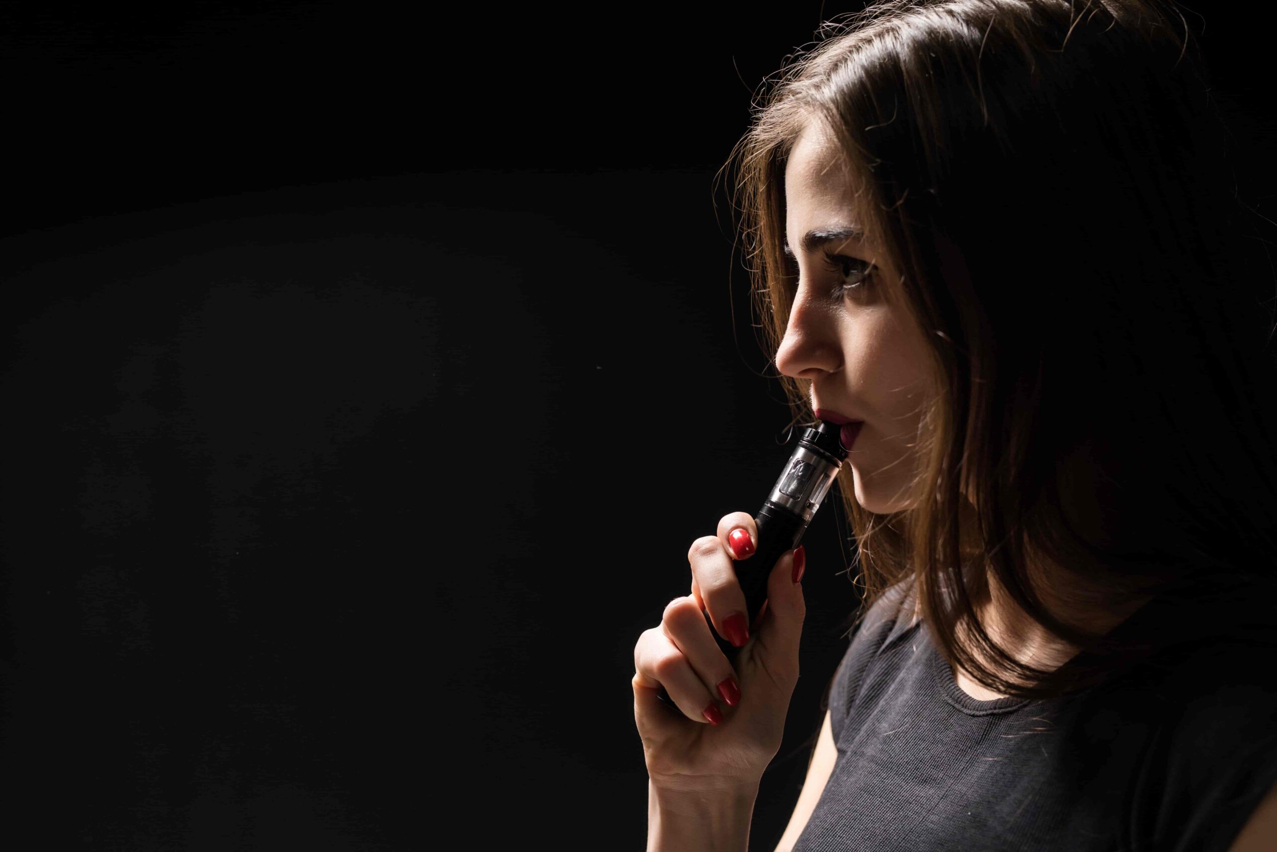 Uso de cigarros eletrônicos cresce no Brasil