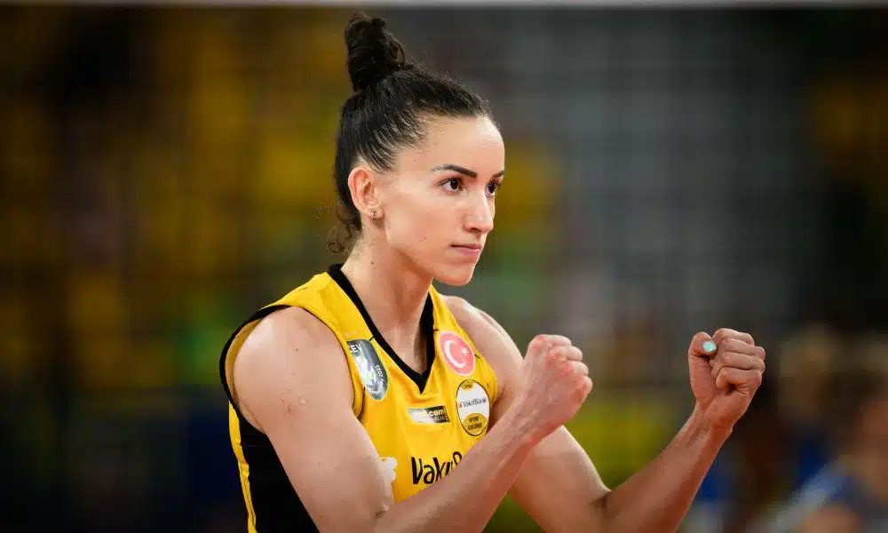 Gabi Guimares - Atleta de Vôlei Feminino