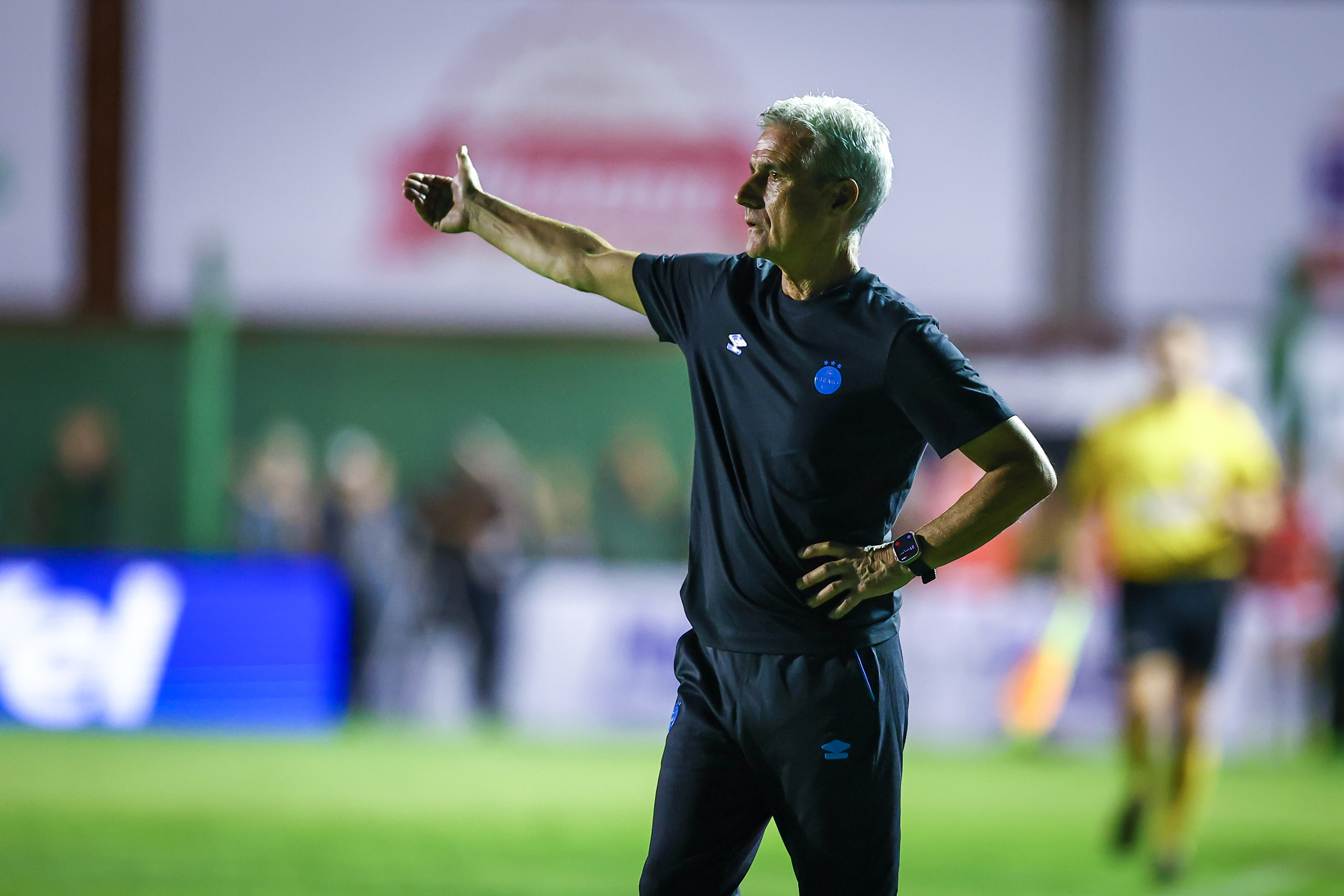 Vitória marcou estreia do técnico Luís Castro (foto) no Grêmio | Foto: Lucas Uebel/Grêmio FBPA