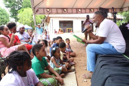II Festival da Cultura, Memória, Leitura e Saberes Ancestrais promoveu atrações e contação de histórias com Vall Santos Foto: Divulgação